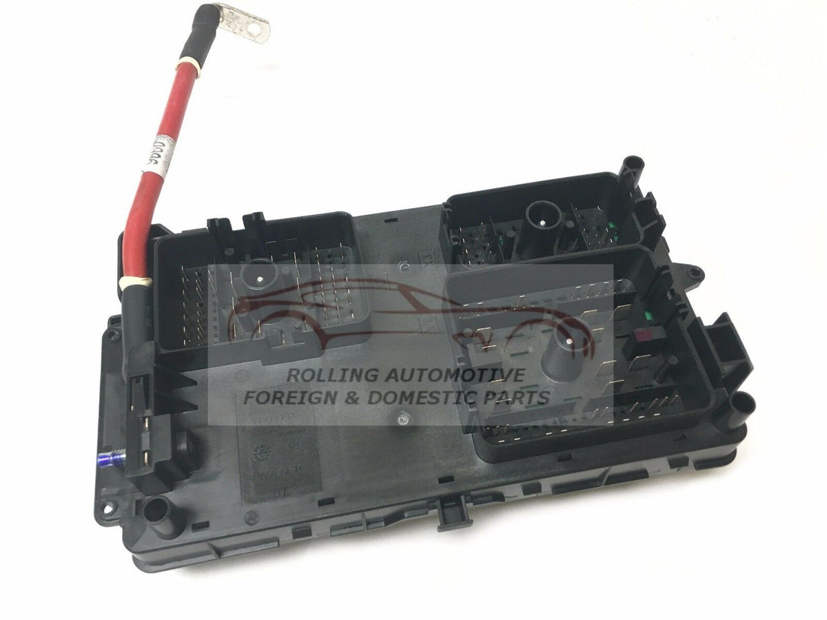 GM Fuse Relay Junction Block OEM 90767242 New Rolling Automotive Parts