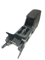 New GM USB Port Receptacle OEM 20944418