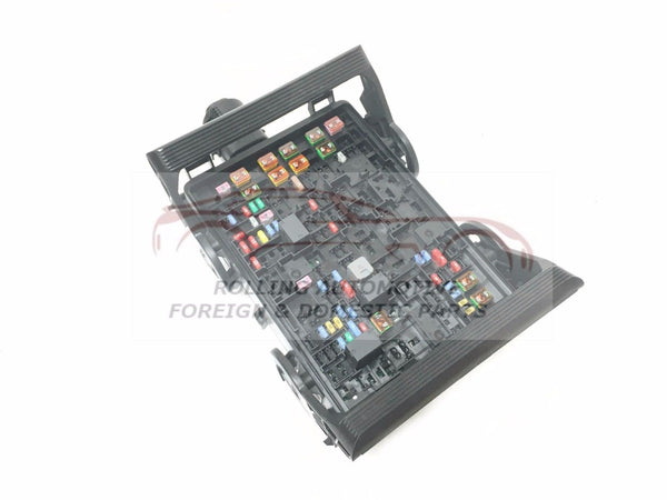 2015 Escalade Yukon Tahoe Suburban Fuse Relay Junction Block New OEM